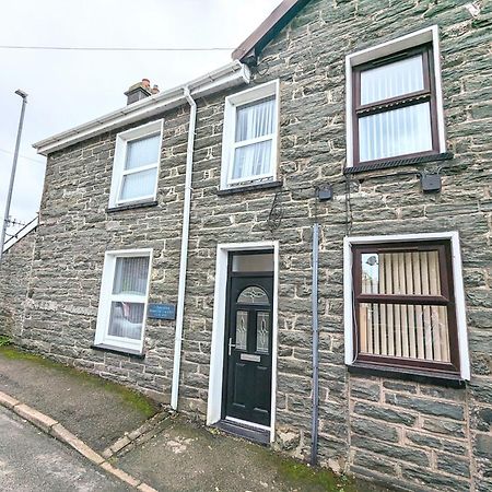 Cheerful 2 Bed Home With Mountain Views Blaenau Ffestiniog Exterior foto